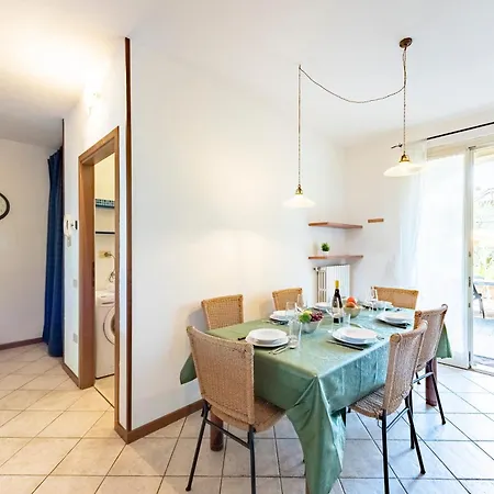 Marcy 3 Floors House - 2km - Happy Apartmán *
