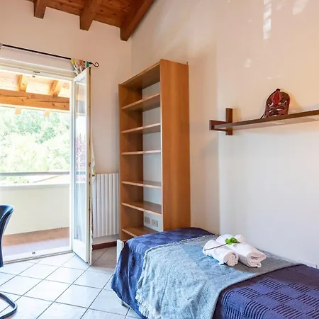 Marcy 3 Floors House - 2km - Happy Apartment
