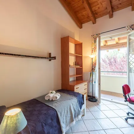 Marcy 3 Floors House - 2km - Happy Saló