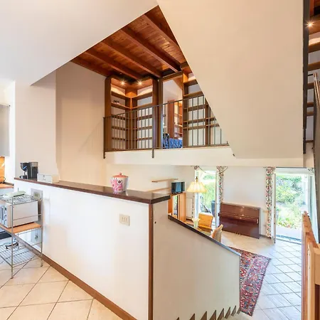 Marcy 3 Floors House - 2km - Happy