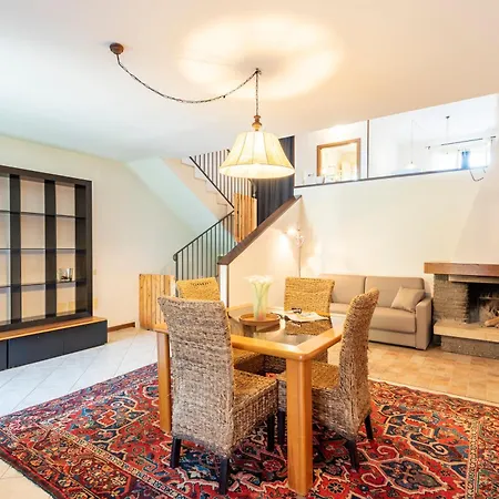 Marcy 3 Floors House - 2km - Happy